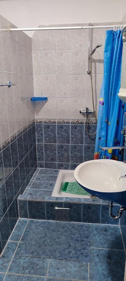 Apartments Vidos Dreznik Grad Екстер'єр фото